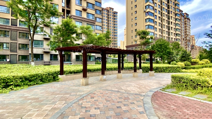 荣盛盛京绿洲外景图