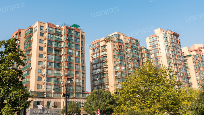 复兴南苑外景图