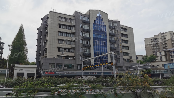 珞狮路187号外景图