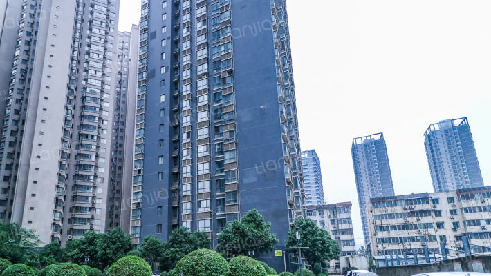 优座华城外景图