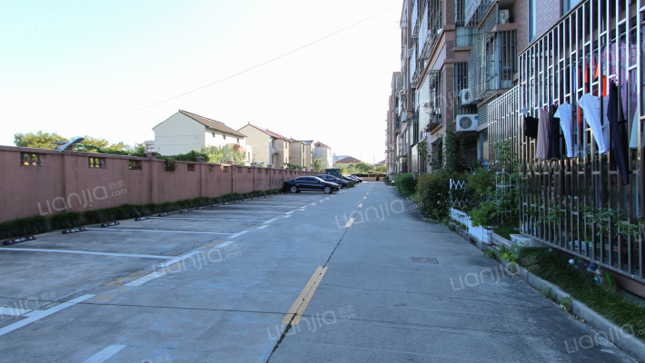 龙馨公寓外景图