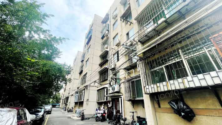 四建干部宿舍外景图