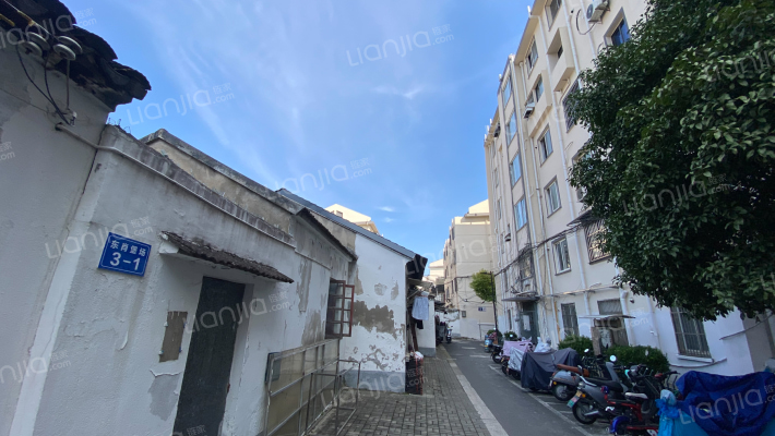 东肖堡场外景图