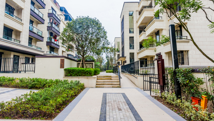 茅莱山居外景图