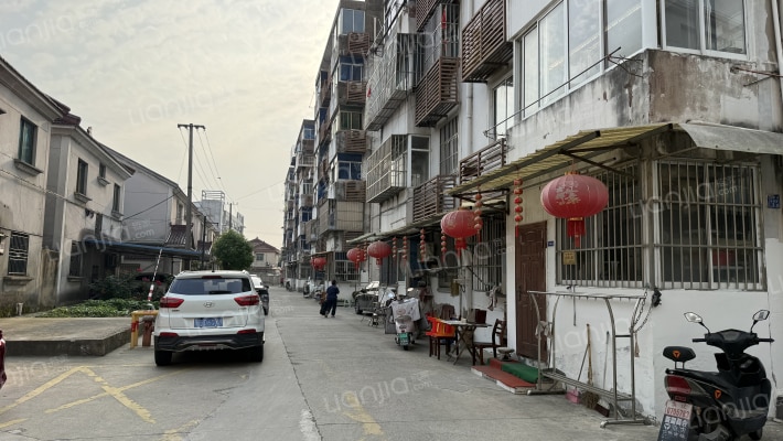 校园弄1号外景图