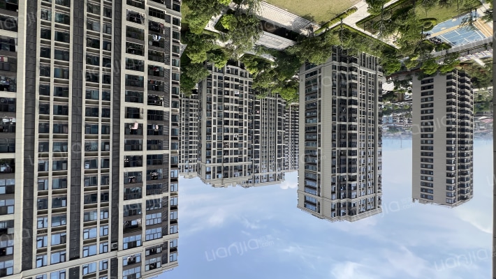 尚堂久里外景图