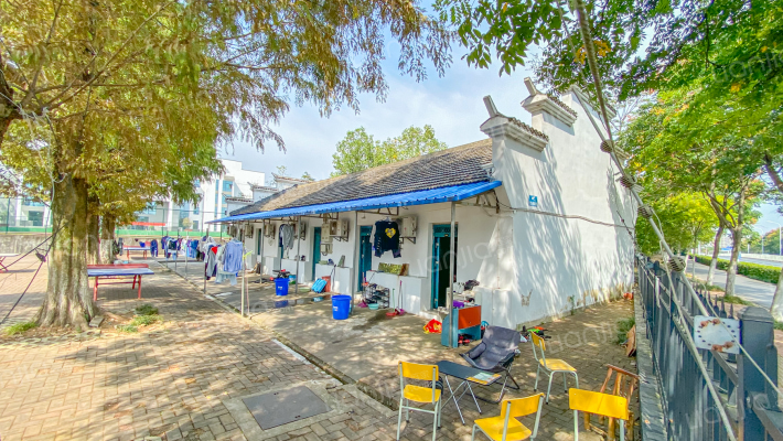 安徽林业学院教职工宿舍外景图