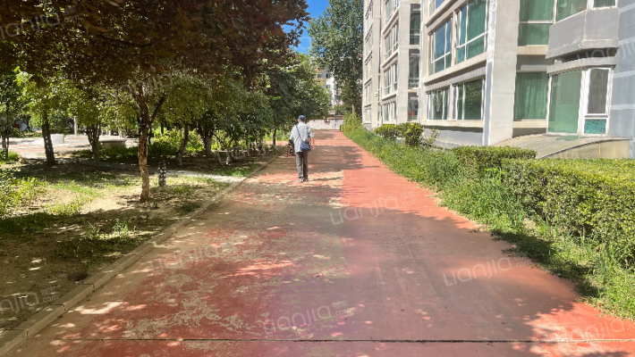 太阳国际公馆外景图