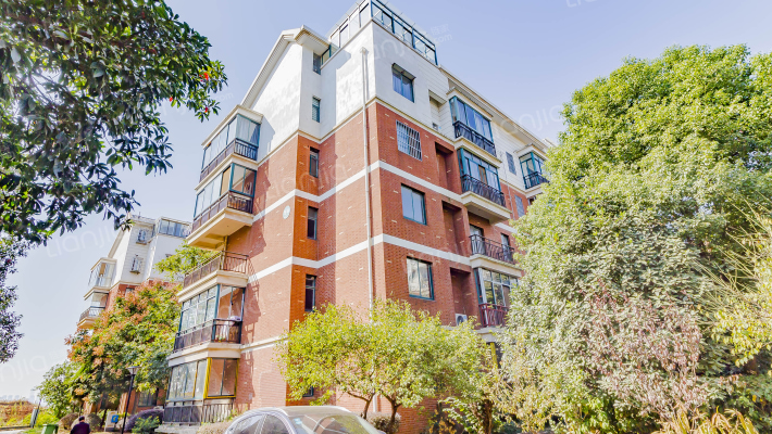 澜桥康城外景图