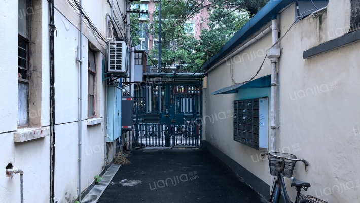 宛平南路278号外景图