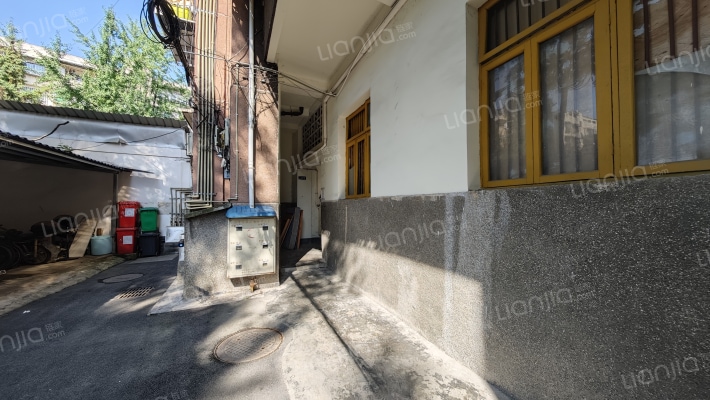 阿坝公路干休所家属区外景图