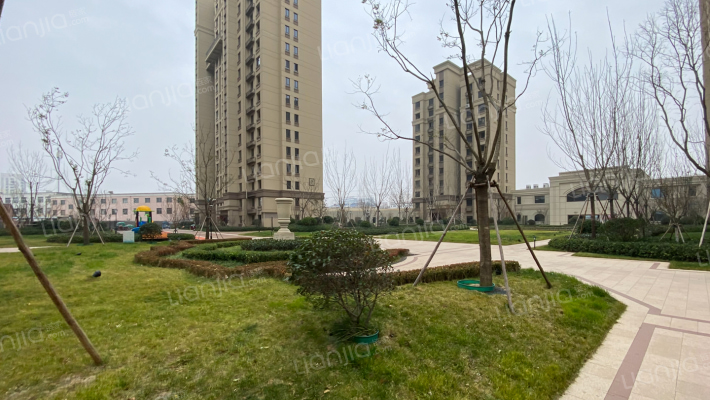 中梁珑府外景图