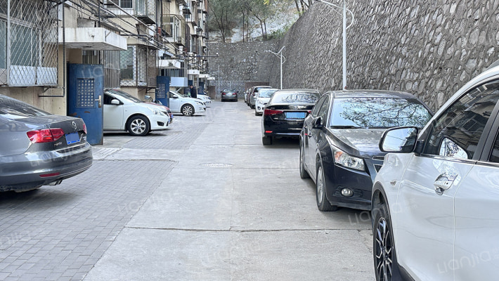 石龙北路27号院外景图