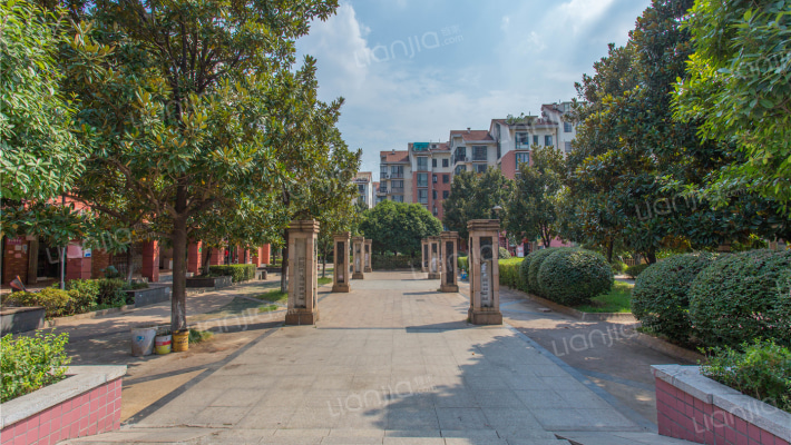 东方新城外景图