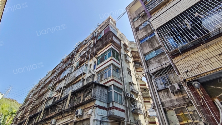 翠山工业区单身宿舍外景图