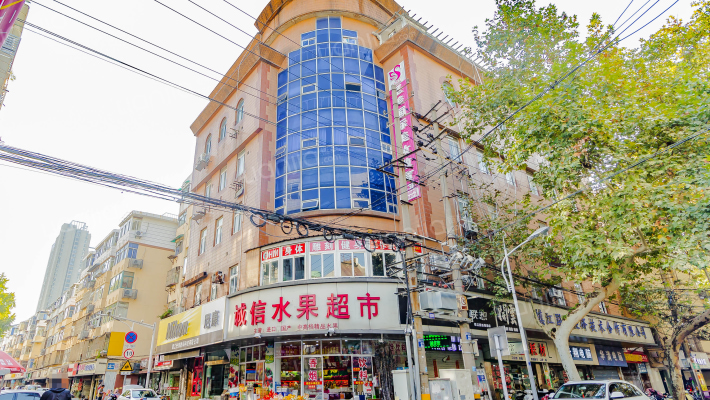 水陆寺巷外景图