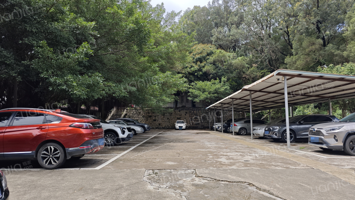 南屏中学宿舍外景图