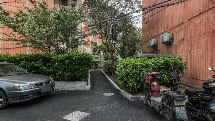 新北大楼外景图