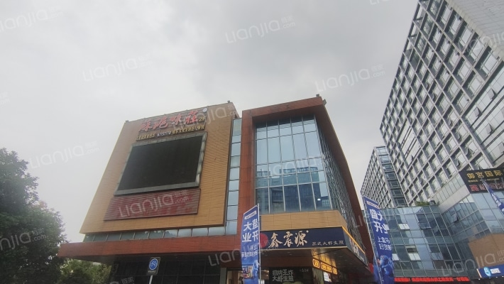 江星商业广场外景图