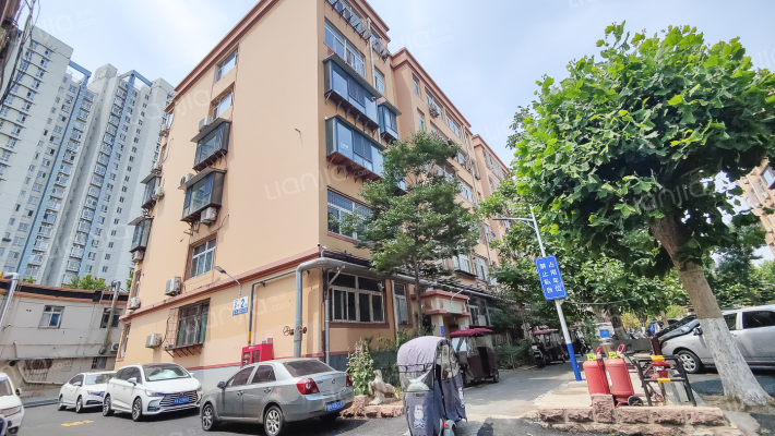 洪家楼小区外景图