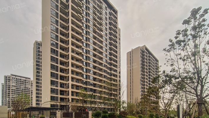 中南云城外景图