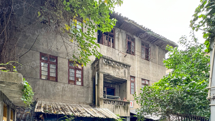 暑袜中街61号外景图