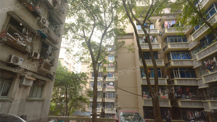 民主三村外景图