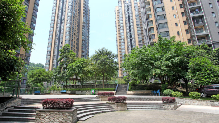 鹏润蓝海C区外景图