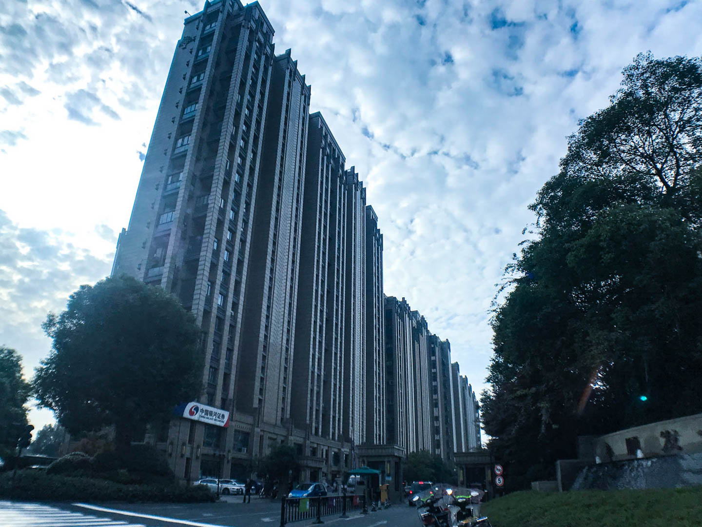 吉祥半岛小区实景 4
