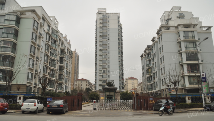 苏城北苑外景图