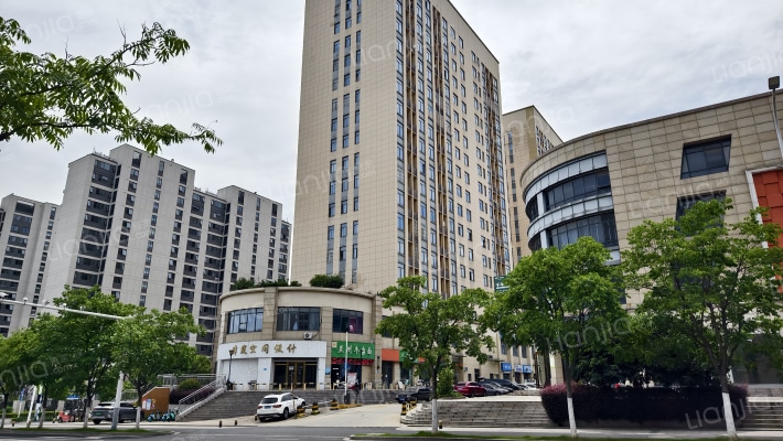 顾家欧亚达商业广场外景图