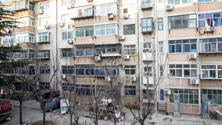 郑上路104、105号院外景图