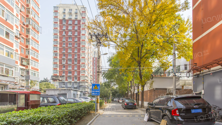 三义东里外景图