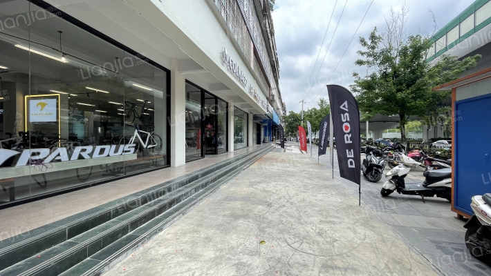 花溪大道北段444号外景图