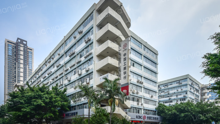 天济大厦外景图