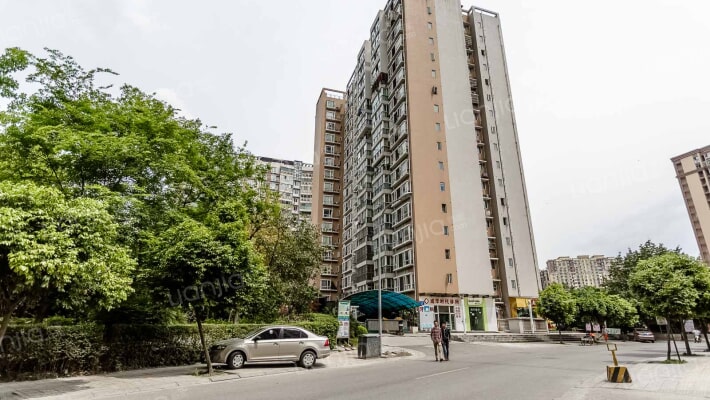 滨河丽景外景图