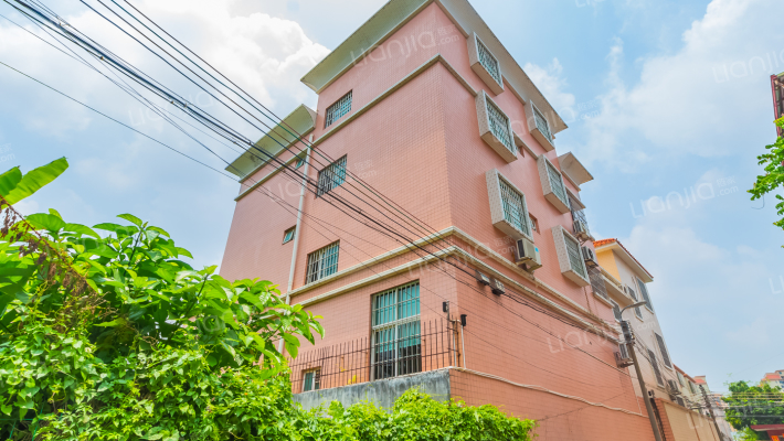 濠头三村顺峰七巷外景图