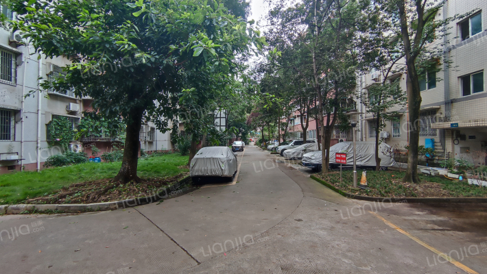 中石化西南测井队家属院外景图