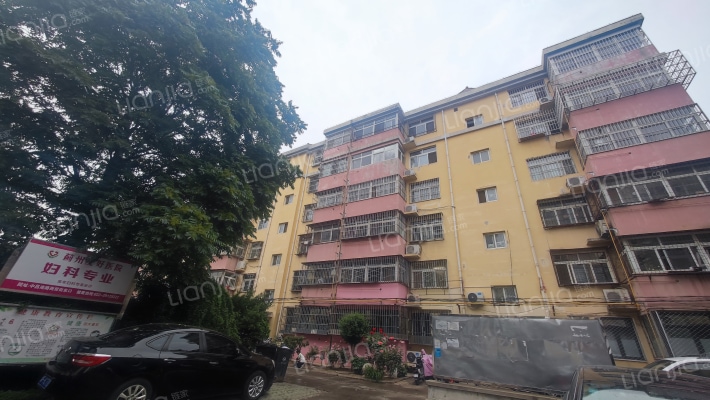 建材小区外景图