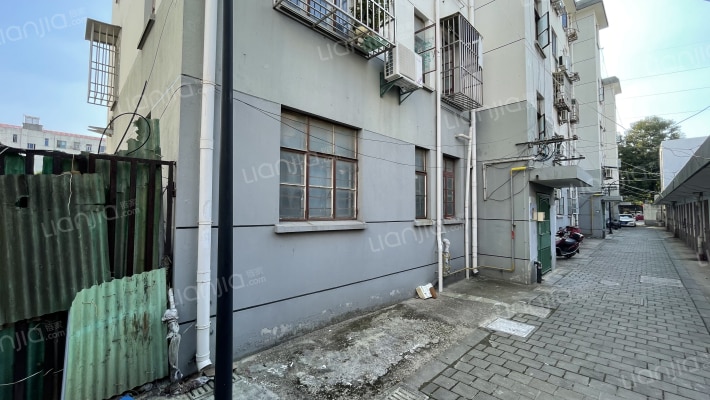 李闸路100号外景图