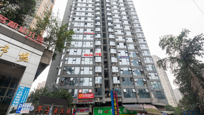 铂蓝江岸公馆外景图