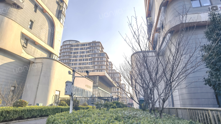 江阴国际汽车文化城外景图