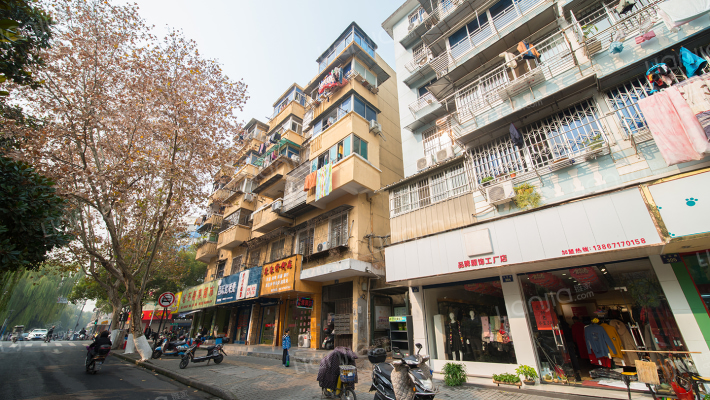 文化路302号外景图