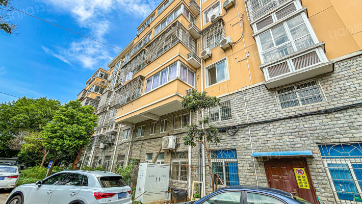 粮丰小区外景图