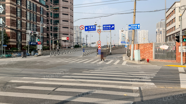 宁波路373号外景图