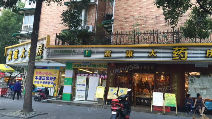 财经商住楼外景图