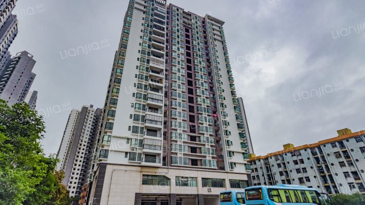 启航大厦外景图