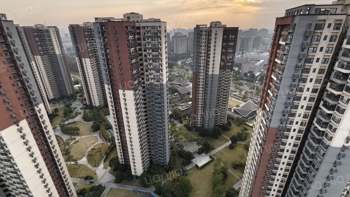 万科第五城外景图