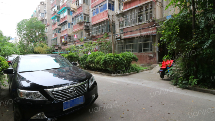 金基公寓外景图