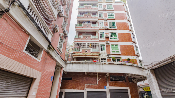 康富花园十一期海涛居外景图